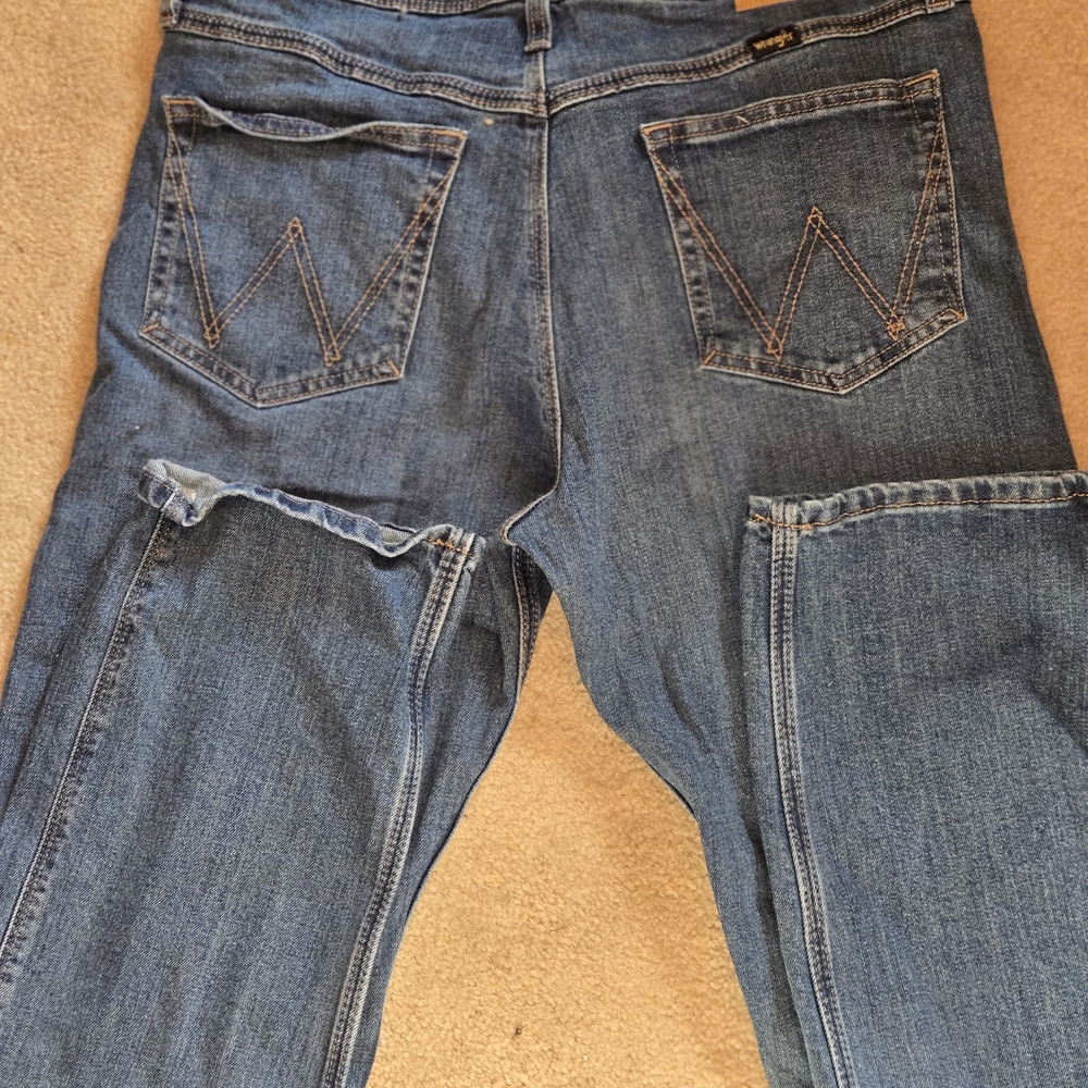 Wrangler Regular Fit Denim Jeans